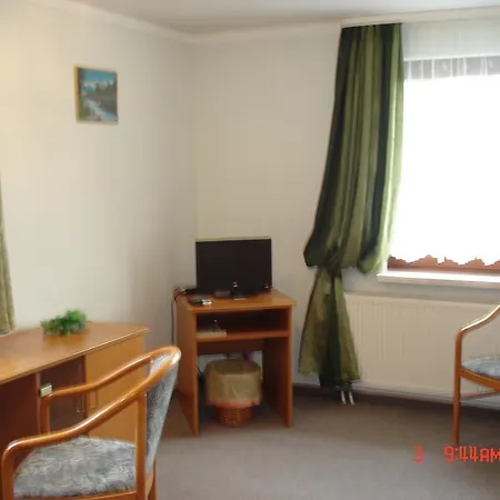 Pension zum Schwanenteich Haldensleben Exterior foto